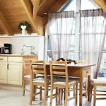 Semesterbostad Reihenmittelhaus In Burscheid