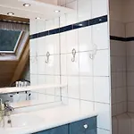 Reihenmittelhaus In Semesterbostad Burscheid