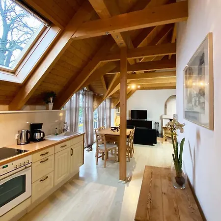 Nyaraló Reihenmittelhaus Mit Kamin